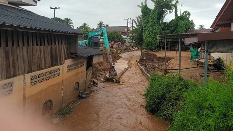 “เจเศรษฐ์” สั่ง ปภ. รับมือภัยต้องเร็วกว่าภัย เกาะติดสถานการณ์ฝนหนัก 