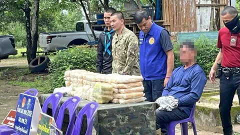รวบ "ประธานสภาอบต." ขนยาบ้า 4 แสนเม็ด ลักลอบข้ามแม่น้ำโขง