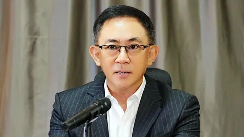 ชง ครม. พรุ่งนี้ คาดตั้ง “พูนพงษ์” นั่งปลัดกระทรวงพาณิชย์ คนใหม่ แทน “วุฒิไกร”