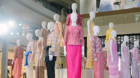 กรมประชาสัมพันธ์ จัดงาน Pop-up Showcase เฉลิมพระเกียรติฯ สืบสาน “ผ้าไทยร่วมสมัย”