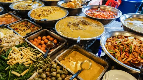 เปิดโพยจับคู่ เมนูร้านข้าวแกง เลือกกับข้าวแบบคุมแคลอรี อิ่มอร่อย สุขภาพดี แถมราคาถูก