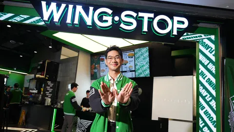 Wingstop Thailand ปักหมุดสามย่านฯ เปิดแฟลกชิปสโตร์แรก ดัน “Bangkok Street Energy” เจาะคนรุ่นใหม่