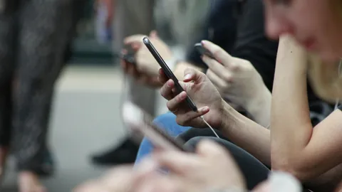 มือถือแพงขึ้นทั่วโลกฉุดยอดขายทรุด 4 ตลาดใหญ่ Apple โตสวนตลาด