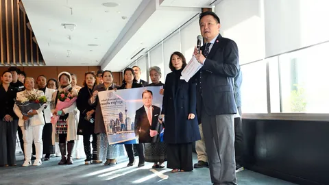 “อนุทิน” ปิดฉากเยือนนิวซีแลนด์ ยันรัฐบาลผสมมีเสถียรภาพ แย้มการบินไทยเตรียมฟื้นบินตรง