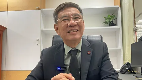 เปิดสภาฯ เดือดรัฐบาลรับมือมรสุมการเมือง : ลุ้นชิงยุบสภาฯ หรือไปต่อ