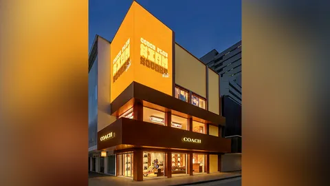 COACH PLAY Siam Square ผสานงานฝีมือและความสนุกสนาน
