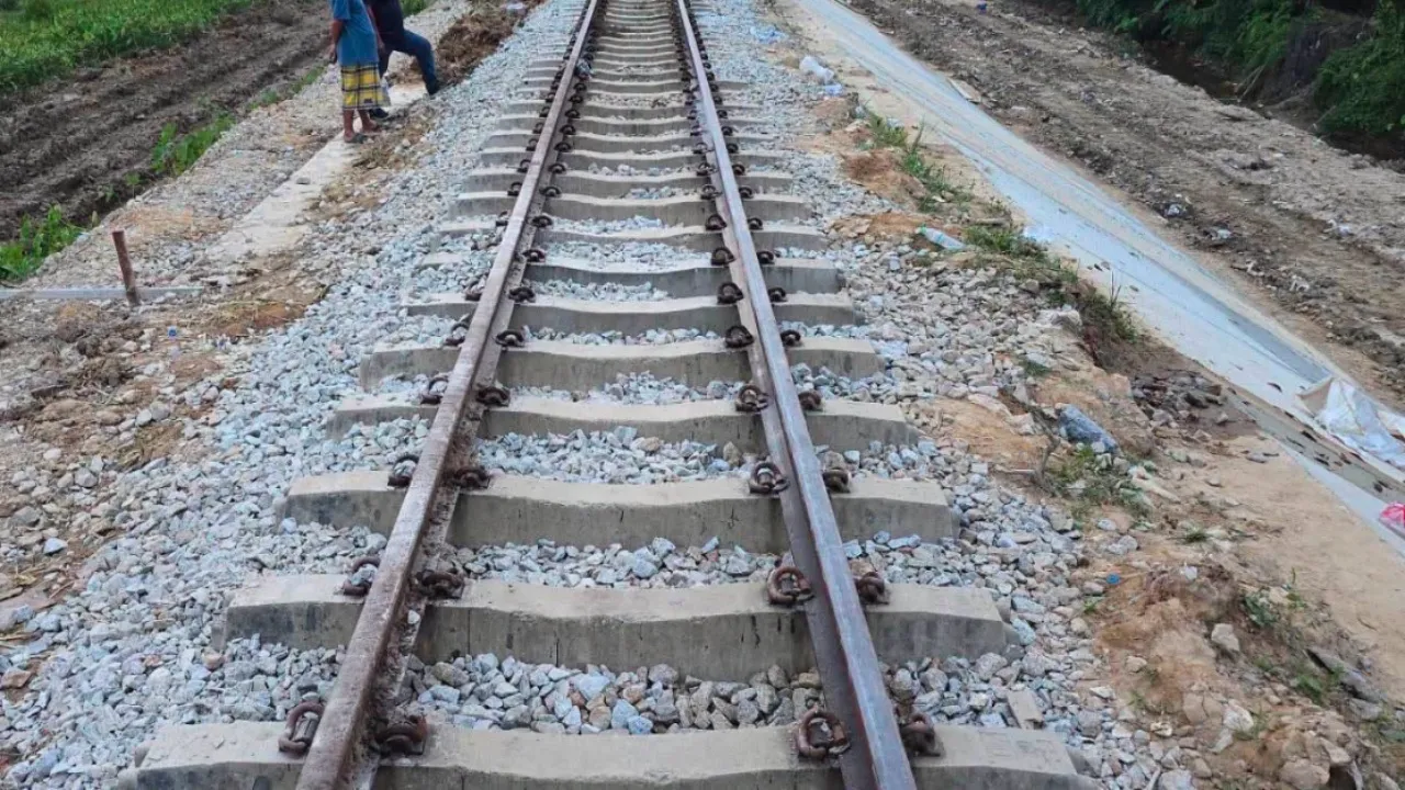 ซ่อมเสร็จแล้ว ทางรถไฟสายใต้ช่วงสถานี "มะรือโบ-ตันหยงมัส" พร้อมเปิดเดินรถตามปกติ