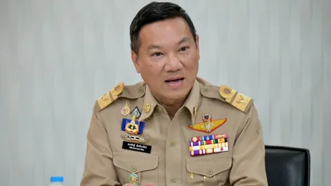 มหาดไทย สั่งการผวจ. ทุกจังหวัด รวบรวมพฤติการณ์ผู้เสพยาเสพ นำตัวดำเนินคดีหรือบำบัดรักษา
