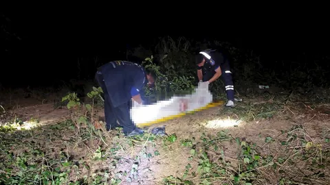 หนุ่มกรีดยางเจอช้างป่าไล่ กลัวเมียโดนเอาตัว-วิ่งล่อ สุดท้ายไม่พ้น