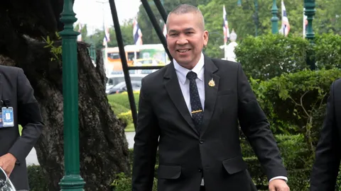 “รุทธพล” เผย “สมชาติ” สส.ภูเก็ต ปชน. ได้หมายเรียกคดีนอมินีอสังหาริมทรัพย์แล้ว ดีเอสไอนัด 7 ก.ย.