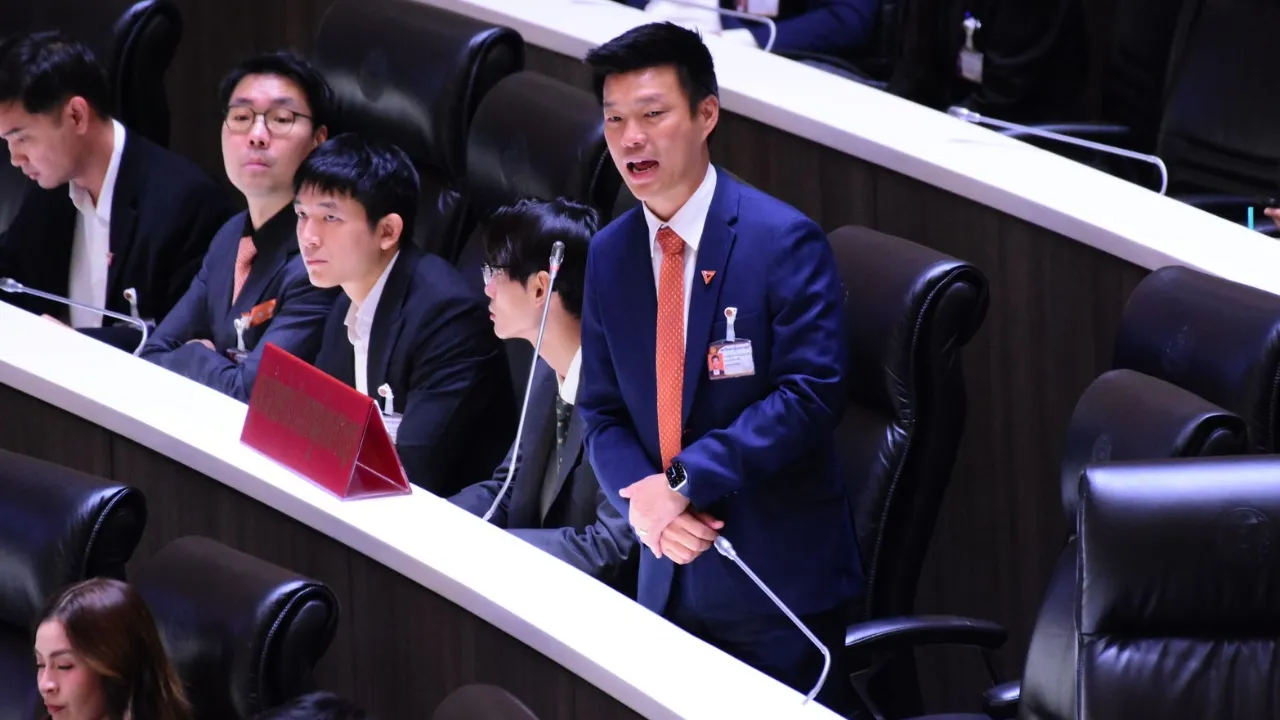 “เท้ง” ชำแหละงบไฟใต้ 5 แสนล้านล้มเหลว จี้รัฐบาลทบทวนยุทธศาสตร์ 20 ปี