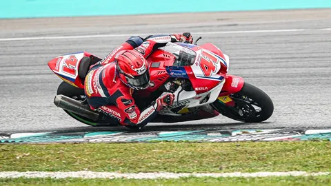 ทัพนักบิด “ฮอนด้าฯ” สู้สุดใจใส่ทุกโค้งใน ARRC เรซ 2 ที่เซปังฯ ชี้ชะตาแชมป์ที่บุรีรัมย์