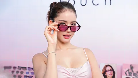 “โบว์ เมลดา” เงินเก็บหายวูบ 18 ล้าน! ซื้อบ้านใหม่เพื่อครอบครัว ยิ้ม “อาเล็ก” เกริ่นอนาคต