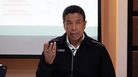 “ชัชชาติ” ยันน้ำมันรั่วไม่เกี่ยวดาต้าเซ็นเตอร์ ที่คลองเตยยังไม่พบรั่วเพิ่ม