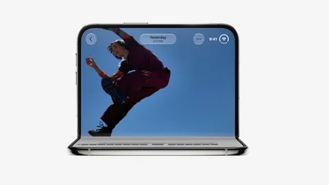 iPhone Duo มีโอกาสของไม่พอขาย นักวิเคราะห์ชี้บานพับผลิตยากเกินไป