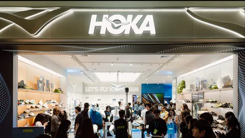 HOKA เปิดบ้านใหม่ ICONSIAM เชื่อมคอมมูนิตี้สายวิ่ง สัมผัสประสบการณ์ Performance & Lifestyle