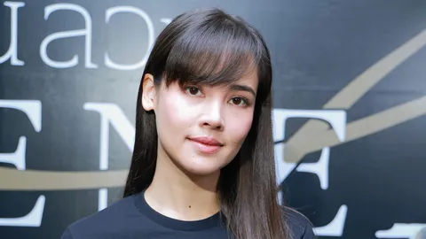 “ญาญ่า” เม้าท์ "ณเดชน์" ชอบบุกกอง บังเอิญเจอฉากเลิฟซีนกับ "กลัฟ-เก้า"