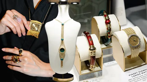 Lotus Arts de Vivre โชว์เรือนเวลาระดับตำนาน