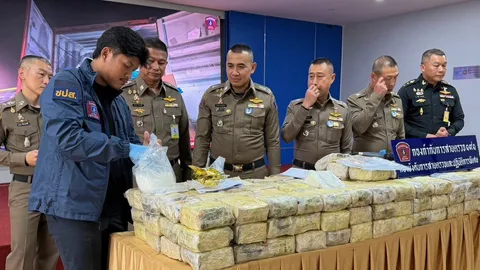 191 จับยาไอซ์ 300 กก. มารถตู้คอนเทนเนอร์ ขนจากอีสานส่งลงใต้ "บิ๊กราญ" ขอเพื่อนบ้านช่วยสกัด