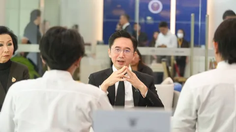 “อ.เชน” คุย นศ.อุเทนถวาย รับฟังข้อเสนอใช้พื้นที่เดิม ยันเปลี่ยนที่ตั้งเพื่อความมั่นคงระยะยาว