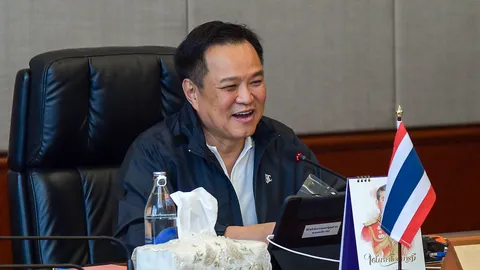 “อนุทิน” ยัน ครม. หยุดไม่ได้ วันอังคารยังประชุมปกติ หลังเคาะวันหยุดพิเศษ 2 วัน
