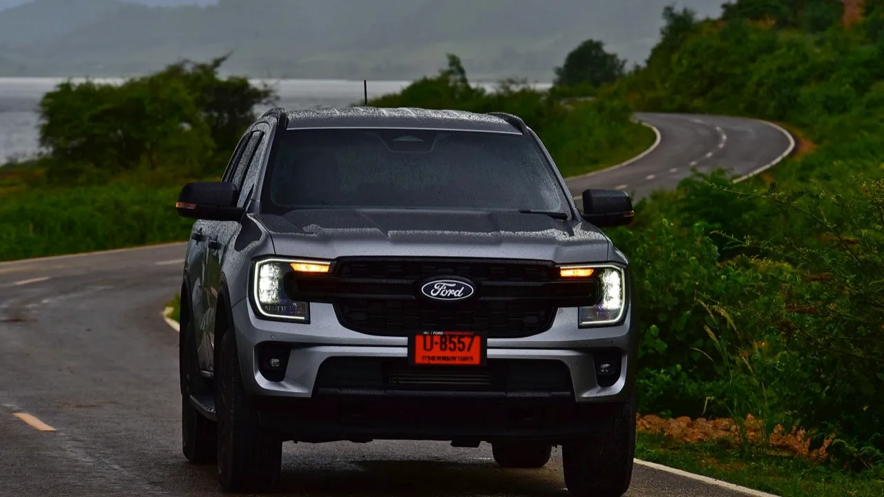ลุยน้ำท่วมเมืองและเดินทางไกลแบบไม่ต้องจ่ายแพง ทดสอบ FORD EVEREST ACTIVE 2026 