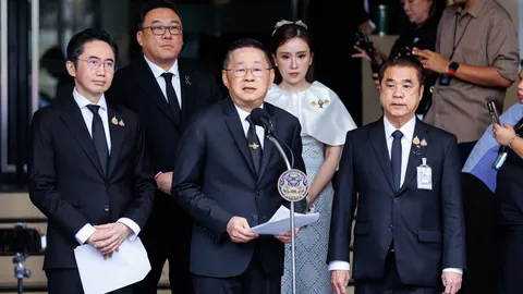 “ประเสริฐ” เผย 155 โรงเรียน กทม.น้ำยังท่วม สัปดาห์นี้เปิดการเรียนการสอนไม่ได้ 