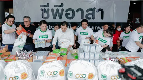 “ศุภชัย” นำทัพ “ซีพีอาสา ร้อยเรียงความดี” ลงพื้นที่ช่วยเหลือผู้ประสบน้ำท่วมกรุงเทพฯ