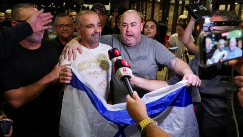 ปธน.อิสราเอลเตรียมมอบเหรียญกล้าหาญ 4 ผู้โดยสาร ระงับเหตุนักบิน "ฟลายดูไบ" พยายามดิ่งเครื่องตก