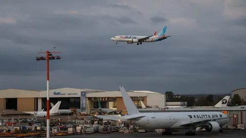 ทรัมป์ขู่โจมตีอิหร่านอย่างหนัก หากพบเอี่ยวเหตุโจมตีเที่ยวบิน flydubai