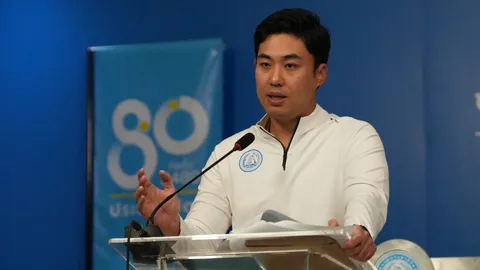 “พงศกร” สงสัยระบบระบายน้ำ กทม. ทำงานแค่ 30–50% ปล่อยโซนตะวันออกน้ำท่วมขังข้ามสัปดาห์