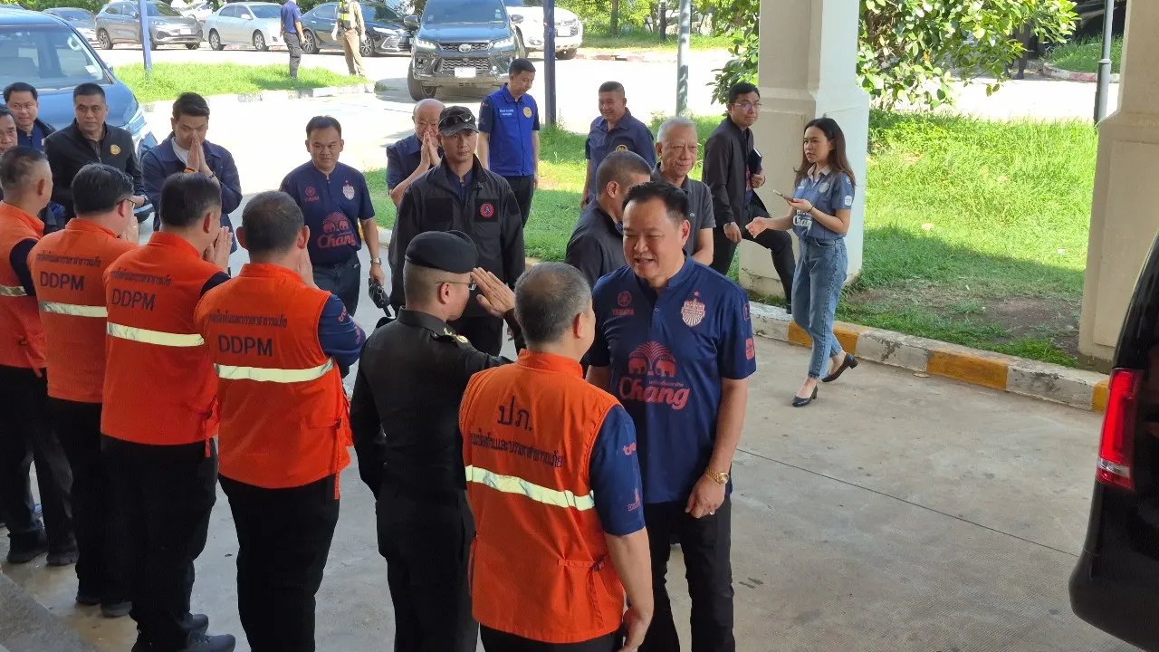 นายกฯ ประชุมติดตามน้ำท่วมจากบุรีรัมย์ กำชับการช่วยเหลือ-บริหารจัดการ