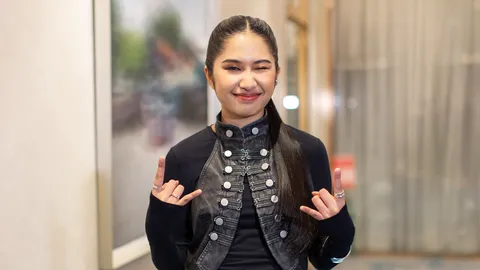ลูกสาวแห่งชาติ “เนเน่ รอยัล” แชมป์ AGT 2026 เปลี่ยนชีวิตข้ามคืน พรีเซนเตอร์รุม คอนเสิร์ตจ่อคิว
