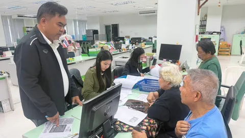 กทม. เพิ่ม 22 จุดบริการ ช่วยผู้ประสบอุทกภัย "ลงทะเบียนออนไลน์" ลดการต่อคิวที่เขต