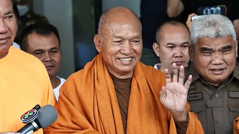 โดนคุก 742 ปี "พระอลงกต" ทุจริตเงินวัด "หมอบี" 386 ปี สั่งชดใช้คืน 306 ล้าน