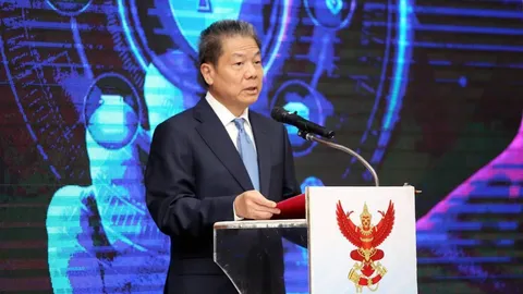 นพ.สรณ โต้มาตรการบังคับทางปกครอง ชี้อำนาจคณะกรรมการสรรหา กสทช. สิ้นสุดแล้ว