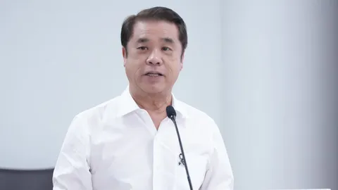 “สุริยะ” ปัดรถเกี่ยวข้าวไฟฟ้าคันละ 16 ล้าน ไม่จริง บอกอาจสื่อสารไม่ชัดเจน จึงทำให้เข้าใจผิด 