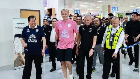 “พิพัฒน์-วรศิษฎ์-นิพนธ์-สรรเพชญ” ต้อนรับ “เนวิน” พาทัพบุรีรัมย์ ยูไนเต็ด เยือนสงขลา