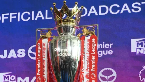เต็ง 1 เปลี่ยนอีกแล้ว "ซูเปอร์คอม" ทำนายเต็งแชมป์พรีเมียร์ลีก 2026-27 หลังจบเกมล่าสุด
