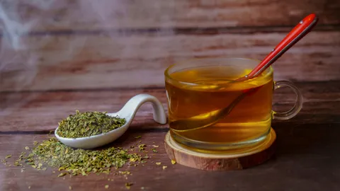 เปิดไอเทมลับ "ชามะรุม-ชาใบหม่อน" ซูเปอร์ฟู้ดโลคอล ชงดื่มต้านแก่ คุมน้ำตาลเป๊ะ ในงบไม่ถึง 50 บาท