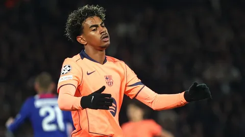 ผลบอล บาร์ซ่า หมดสภาพ บุกพ่าย เปแอสเช ศึก UCL ยูฟ่า แชมเปียนส์ลีก