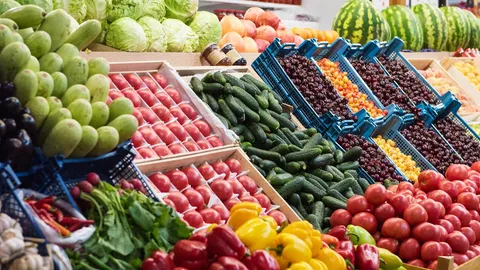 กางปฏิทินกินผัก-ผลไม้ตามฤดูกาล ซื้อตอนไหนถูกสุด สารอาหารพีคสุด เซฟค่ากับข้าวได้หลักพัน