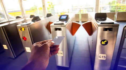 ลุยตั๋วร่วมรถไฟฟ้า 17-45 บาท ชงครม. งบ 5.8 พันล้าน ใช้ EMV เท่านั้น ไม่รองรับบัตร Rabbit