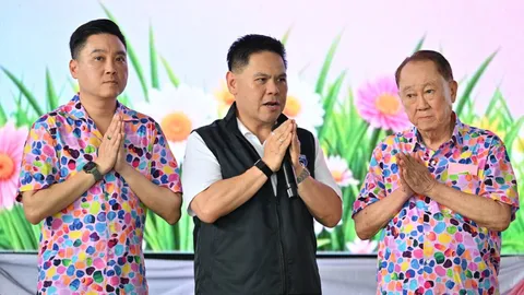 “วราวุธ” เบิร์ธเดย์ 83 ปี “จองชัย เที่ยงธรรม” ยกเป็นกระบี่คู่ใจ “บรรหาร” รมต.-สส. ร่วมงานพรึ่บ 