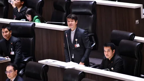 “สส.กันต์พงษ์” เสนอ “โมเดล 3 ค.” ประกบร่าง พ.ร.บ.ธุรกรรมอิเล็กทรอนิกส์ คุมแพลตฟอร์มยักษ์ 