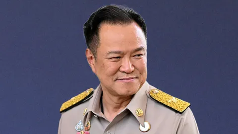 วิเคราะห์การเมือง : ย่ามใจมั่งคั่งอำนาจ?