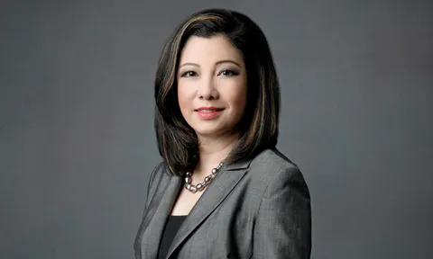 สิบนิ้วยกมือไหว้!! คาถาความสำเร็จ "ชฎาทิพ จูตระกูล" นารีขี่ม้าขาวใจเกินร้อยแห่งวงการศูนย์การค้าไทย