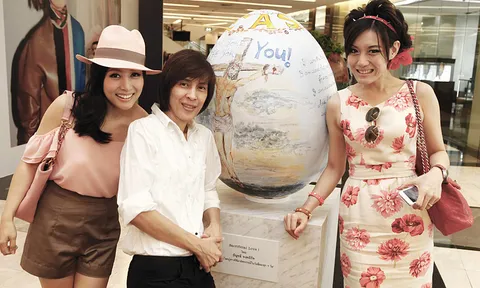 'เซเลบ' กับ ศิลปะ 30 แบบบน 'ไข่อีสเตอร์'...! 