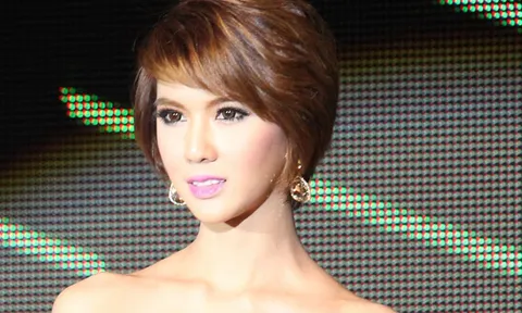 เซ็กซี่ไม่แอ๊บแบ๊ว'น้องนุช'คว้าเดอะวินเนอร์ FHM GND2013