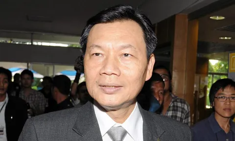 เลื่อนสืบพยานคดีก่อการร้าย เหตุ 'ถวิล เปลี่ยนศรี' ไปนอก